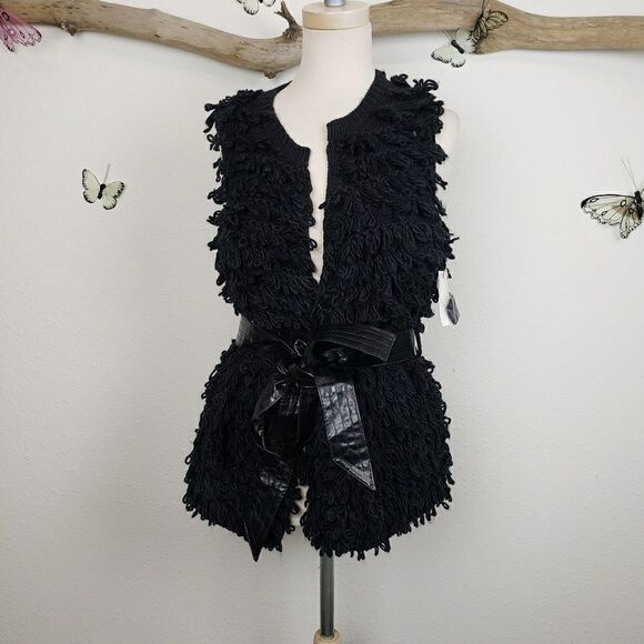 Kersh black loop knit belted vest - Picture 2 of 8